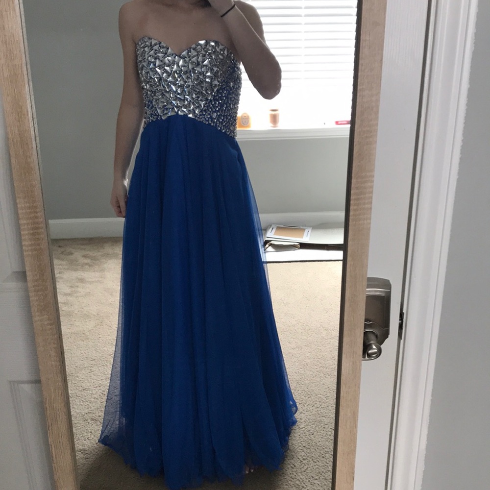 Prom dress